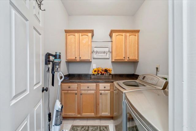 1975 E ARDEN OAKS DR, Germantown, TN 38139