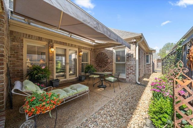 1975 E ARDEN OAKS DR, Germantown, TN 38139