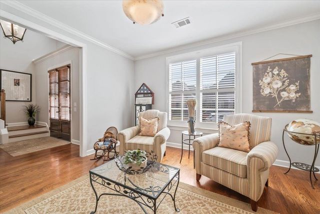 1975 E ARDEN OAKS DR, Germantown, TN 38139