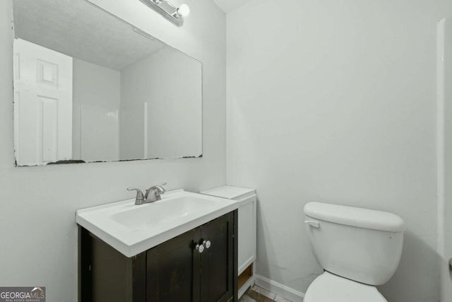 667 Hunting Creek Lane SE, Conyers, GA 30013