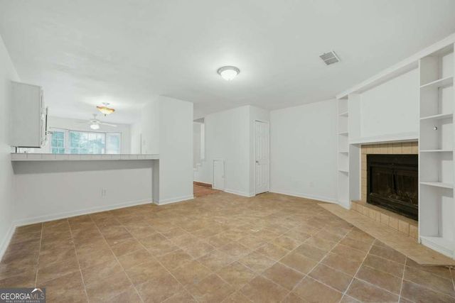 667 Hunting Creek Lane SE, Conyers, GA 30013
