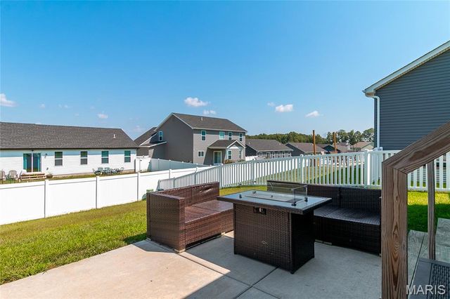 505 Lakewood Drive, Moscow Mills, MO 63362