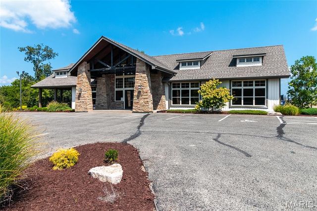 505 Lakewood Drive, Moscow Mills, MO 63362