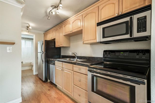 558 N Washington Street 203, Denver, CO 80203