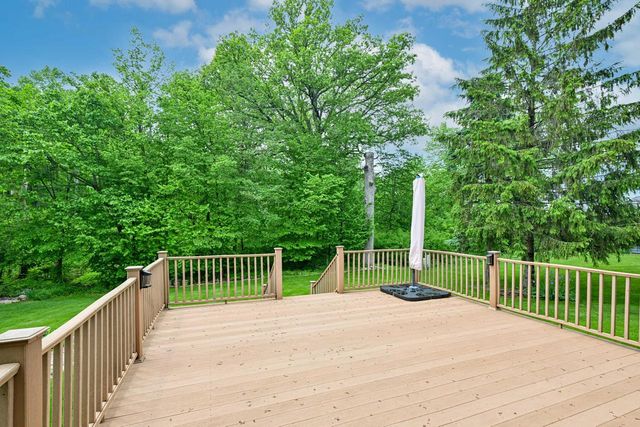 8505 S Parknoll DRIVE, Oak Creek, WI 53154