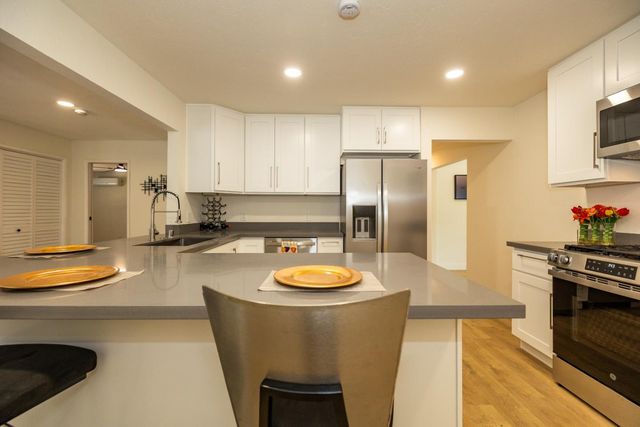1083 Heatherstone Avenue, Sunnyvale, CA 94087