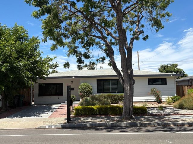 1083 Heatherstone Avenue, Sunnyvale, CA 94087