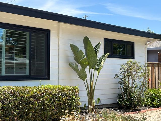 1083 Heatherstone Avenue, Sunnyvale, CA 94087