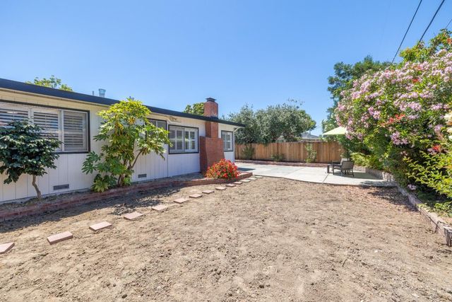 1083 Heatherstone Avenue, Sunnyvale, CA 94087