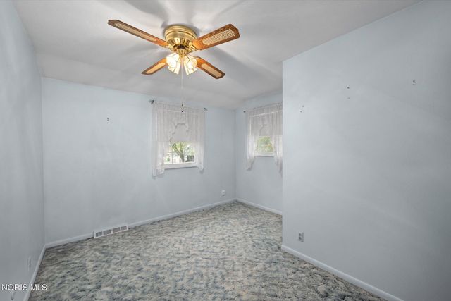 5223 Oakridge Drive, Toledo, OH 43623