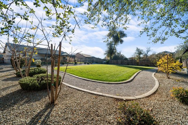 20280 Ballentine Drive, Anderson, CA 96007