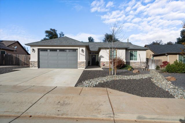 20280 Ballentine Drive, Anderson, CA 96007