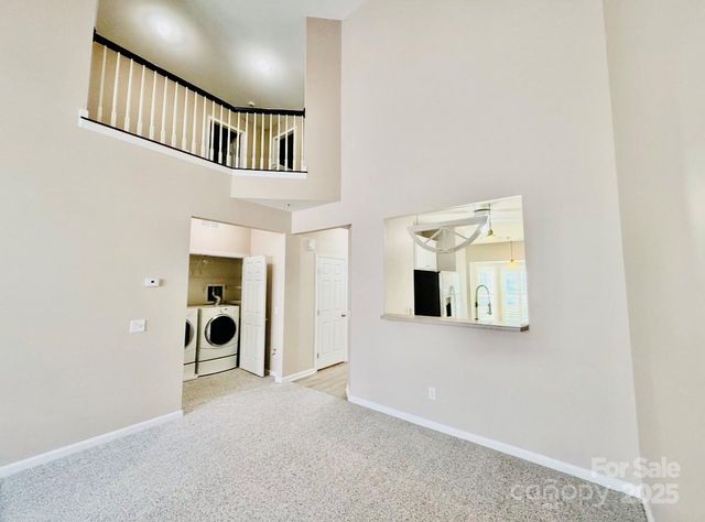 318 Shingleoak Drive, Lake Wylie, SC 29710