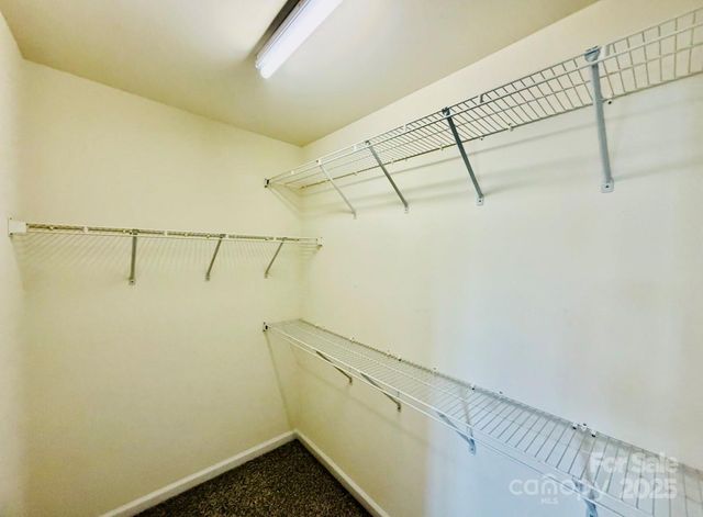 318 Shingleoak Drive, Lake Wylie, SC 29710