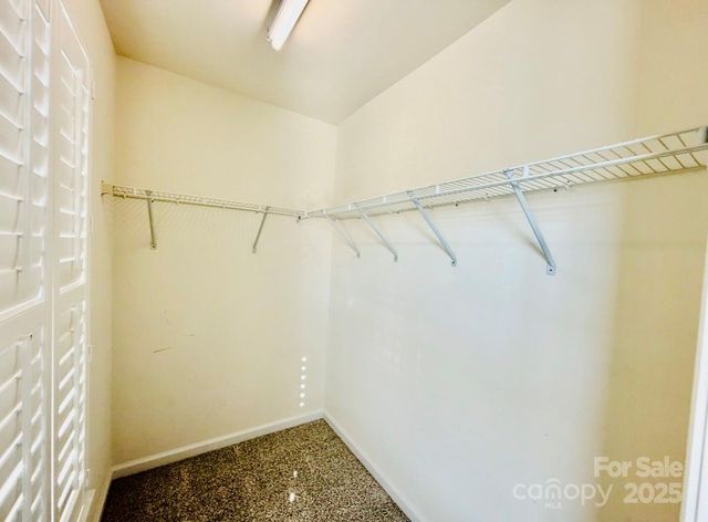 318 Shingleoak Drive, Lake Wylie, SC 29710