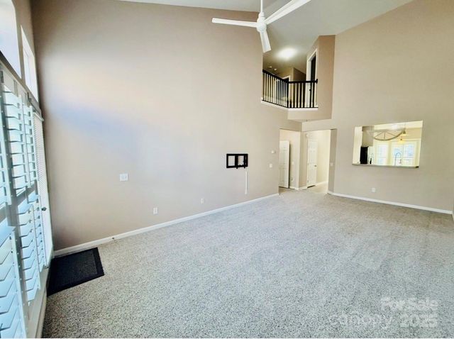 318 Shingleoak Drive, Lake Wylie, SC 29710