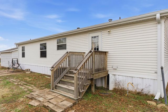 21311 85th Rd, Winfield, KS 67156