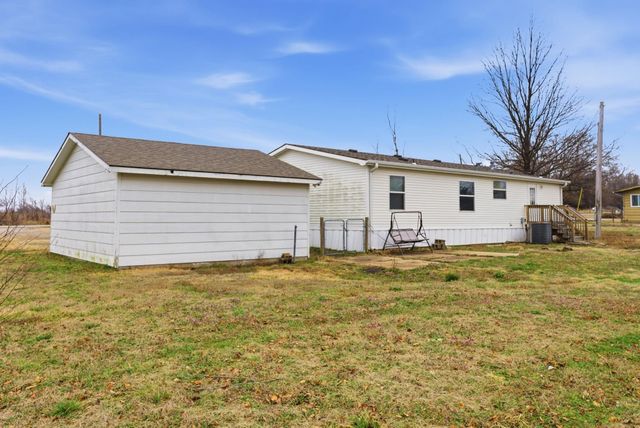 21311 85th Rd, Winfield, KS 67156