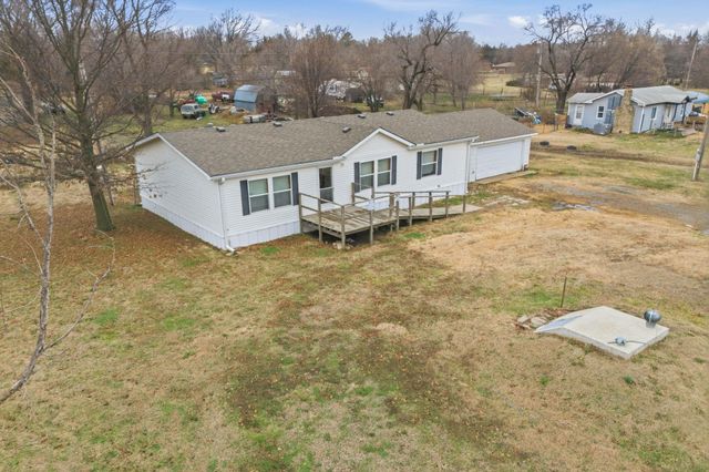 21311 85th Rd, Winfield, KS 67156