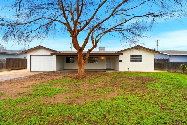 8651 E Khan Street, Selma, CA 93662