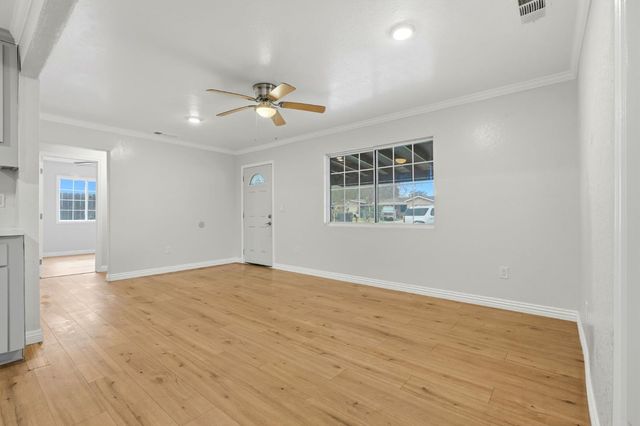8651 E Khan Street, Selma, CA 93662