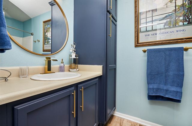 1209 S 52nd Street 1104, West Des Moines, IA 50265