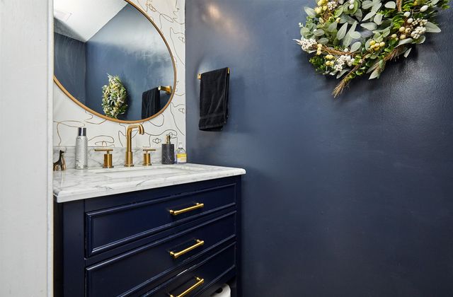 1209 S 52nd Street 1104, West Des Moines, IA 50265