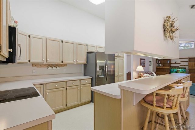 2 Fairwoods Court, Homosassa, FL 34446