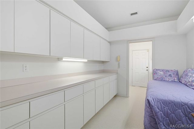 2 Fairwoods Court, Homosassa, FL 34446