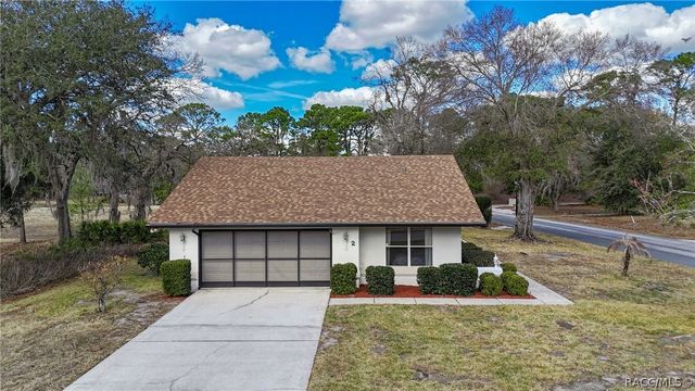 2 Fairwoods Court, Homosassa, FL 34446