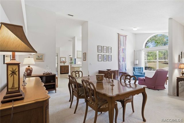 2 Fairwoods Court, Homosassa, FL 34446