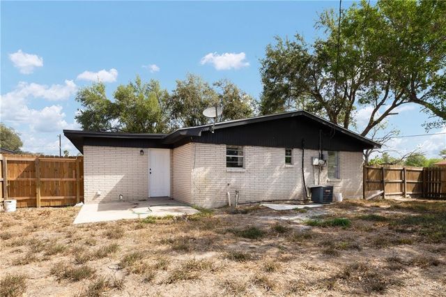 1101 W 4th Street, Weslaco, TX 78596