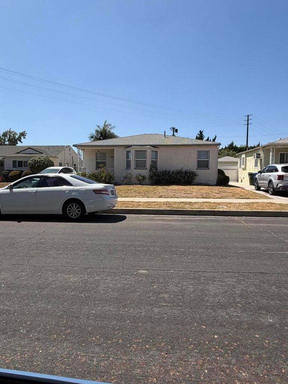 6227 Denny Avenue, North Hollywood, CA 91606 — exterior