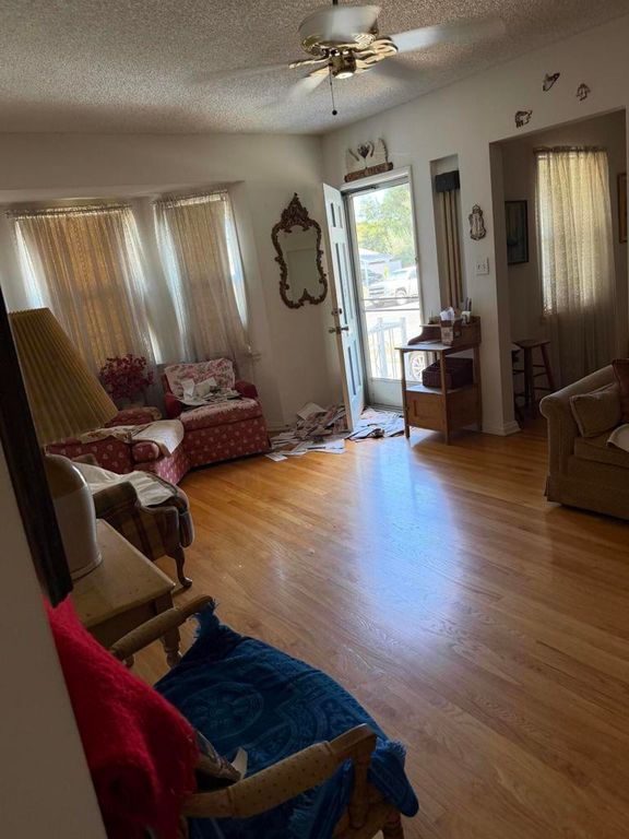 6227 Denny Avenue, North Hollywood, CA 91606 — photo 2