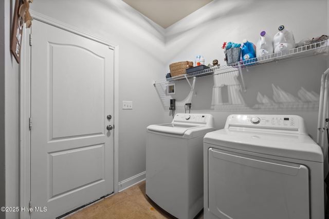 228 Maidstone Drive, Richlands, NC 28574