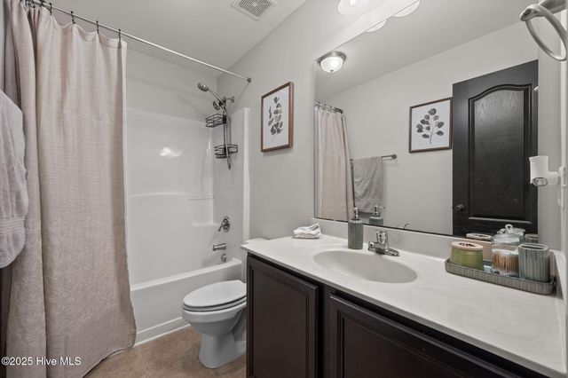 228 Maidstone Drive, Richlands, NC 28574