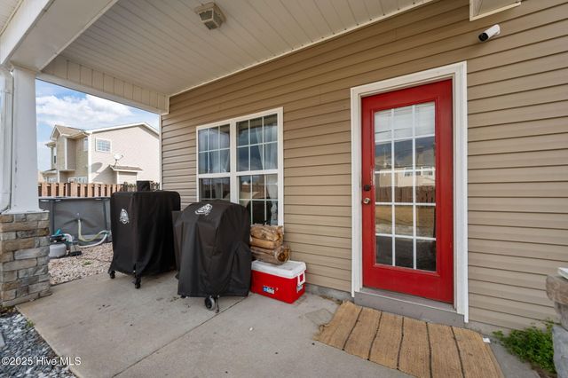 228 Maidstone Drive, Richlands, NC 28574