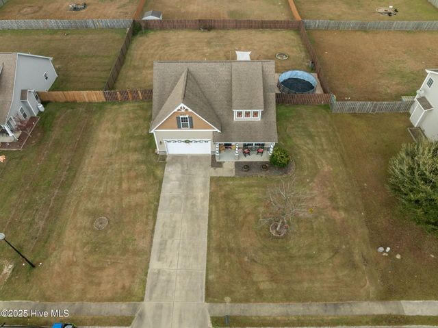 228 Maidstone Drive, Richlands, NC 28574