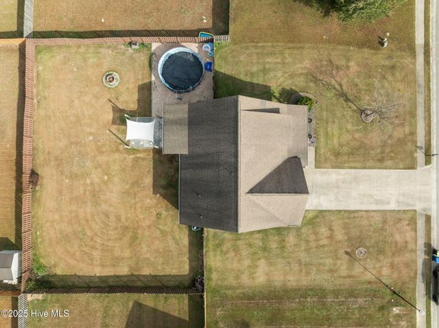 228 Maidstone Drive, Richlands, NC 28574