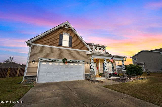 228 Maidstone Drive, Richlands, NC 28574