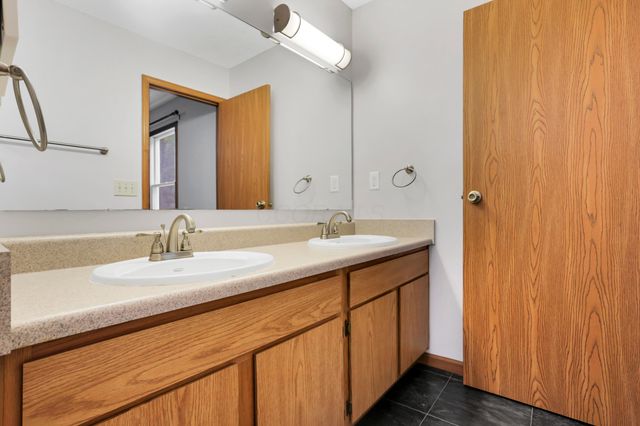 3229 Reed Point Court, Hilliard, OH 43026