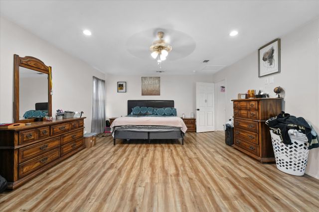 6725 Prairie Fire Road, Arlington, TX 76002