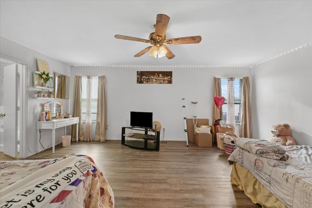 6725 Prairie Fire Road, Arlington, TX 76002