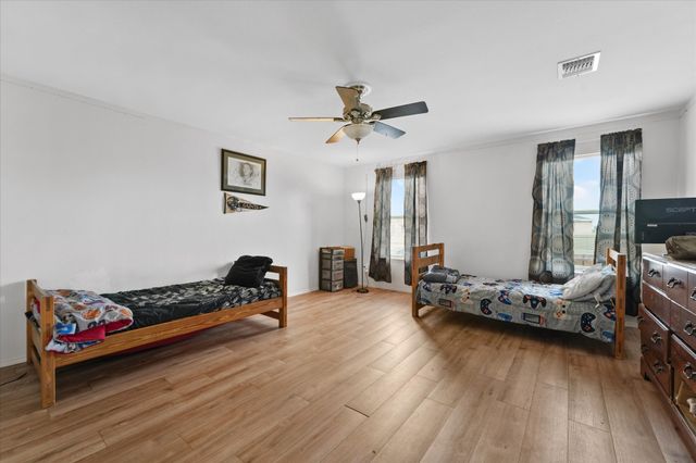 6725 Prairie Fire Road, Arlington, TX 76002