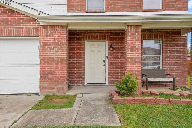 6725 Prairie Fire Road, Arlington, TX 76002