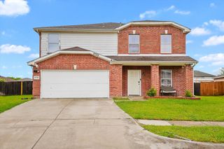 6725 Prairie Fire Road, Arlington, TX 76002