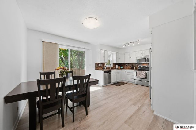 5439 S 32nd Street, Lincoln, NE 68516