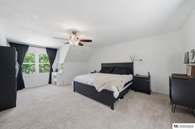 5439 S 32nd Street, Lincoln, NE 68516