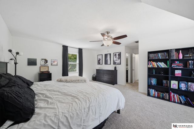 5439 S 32nd Street, Lincoln, NE 68516