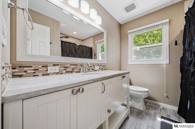 5439 S 32nd Street, Lincoln, NE 68516